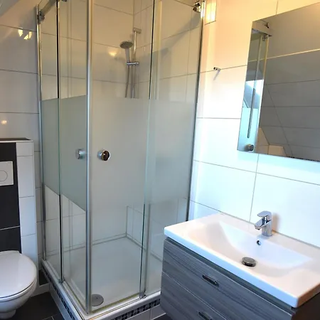 5016 Aquamarin דירה דאהמה