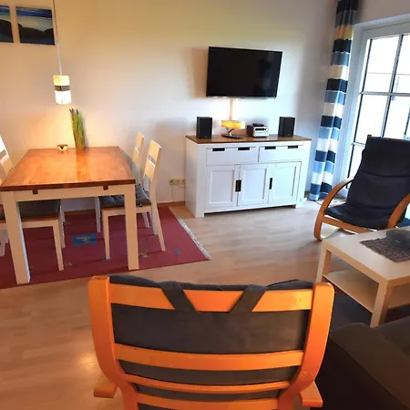 아파트 5016 Aquamarin